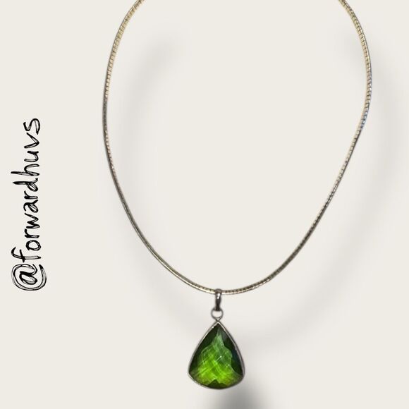 Sterling Silver 925 Omega Chain Necklace – Large Faceted Glass Pendant - Picture 4 of 9